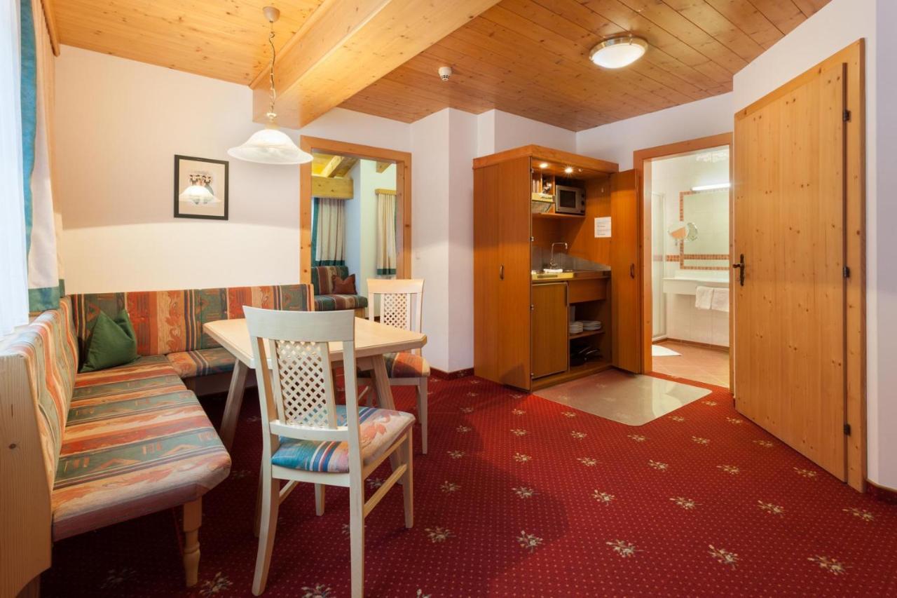 Hotel Pinzger Tux Ngoại thất bức ảnh