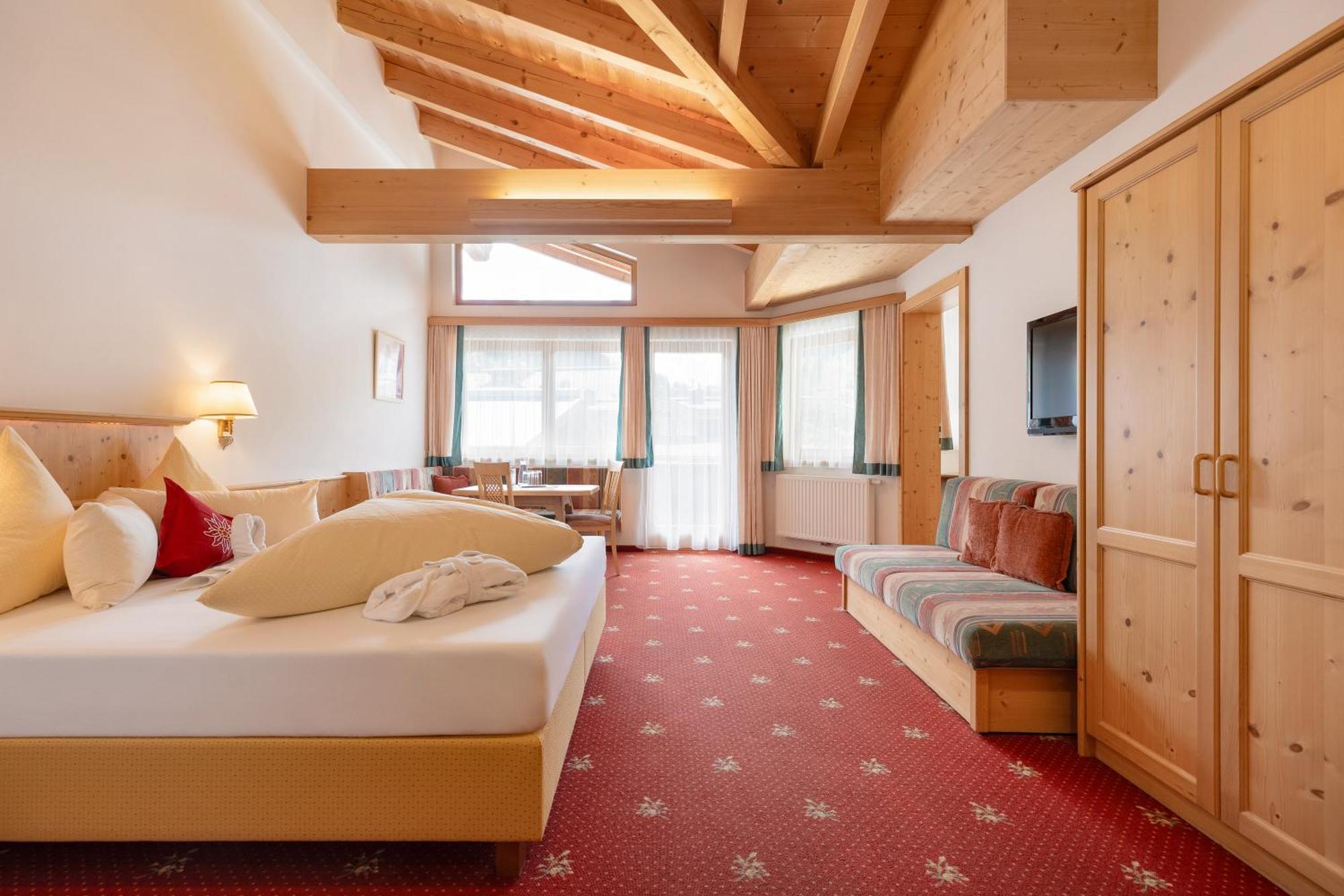 Hotel Pinzger Tux Ngoại thất bức ảnh