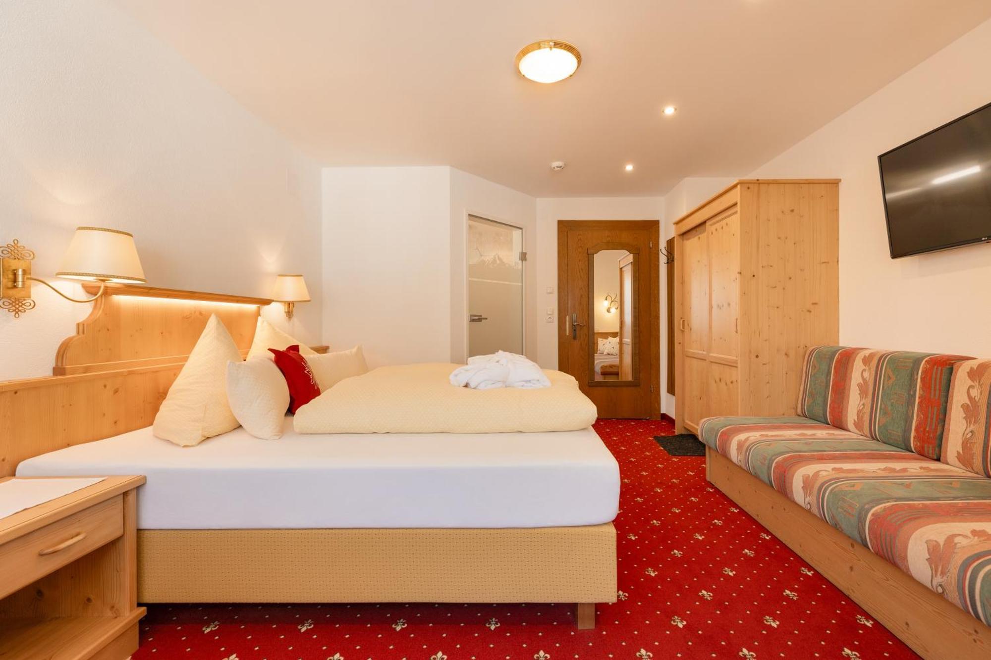 Hotel Pinzger Tux Ngoại thất bức ảnh