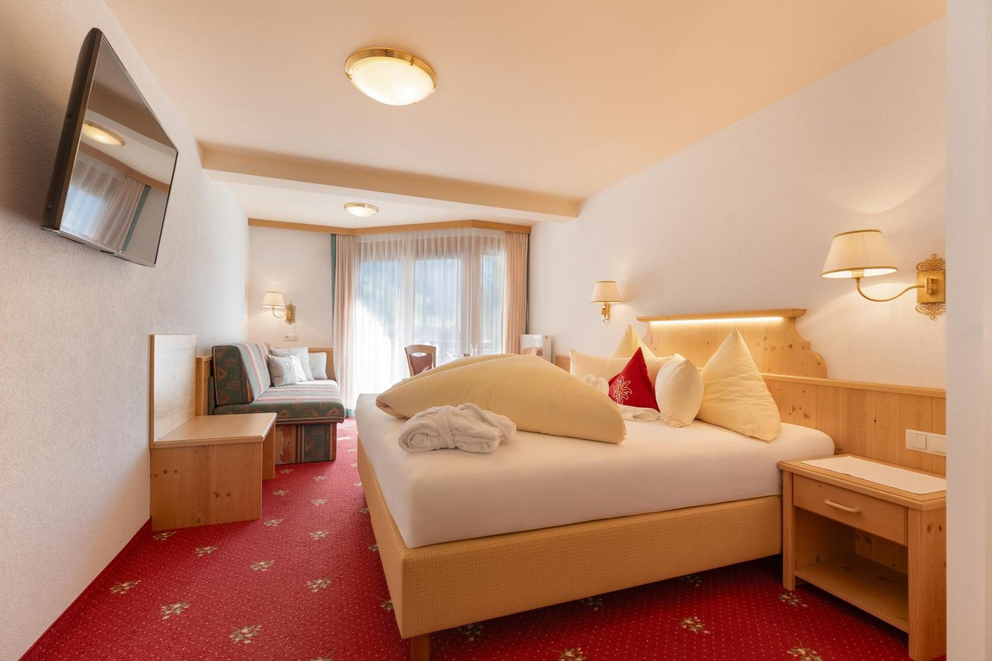 Hotel Pinzger Tux Ngoại thất bức ảnh