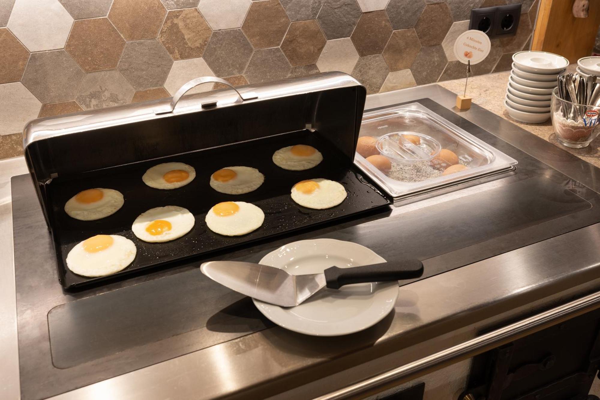 Hotel Pinzger Tux Ngoại thất bức ảnh